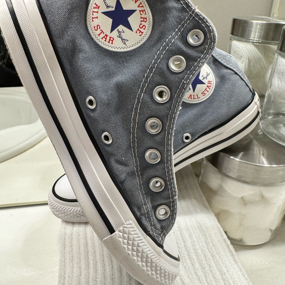 Converse High-Top Sneakers - Gray - Used